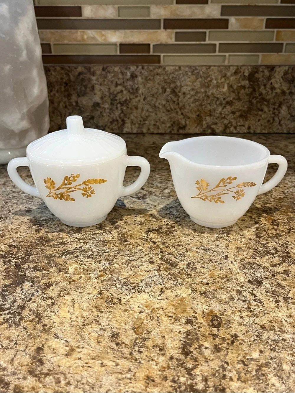 Vintage Federal Glass milk glass creamer & sugar bowl Meadow Gold Wheat pattern.